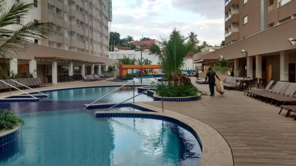 Apartamento no Olimpia Park Resort - B&B