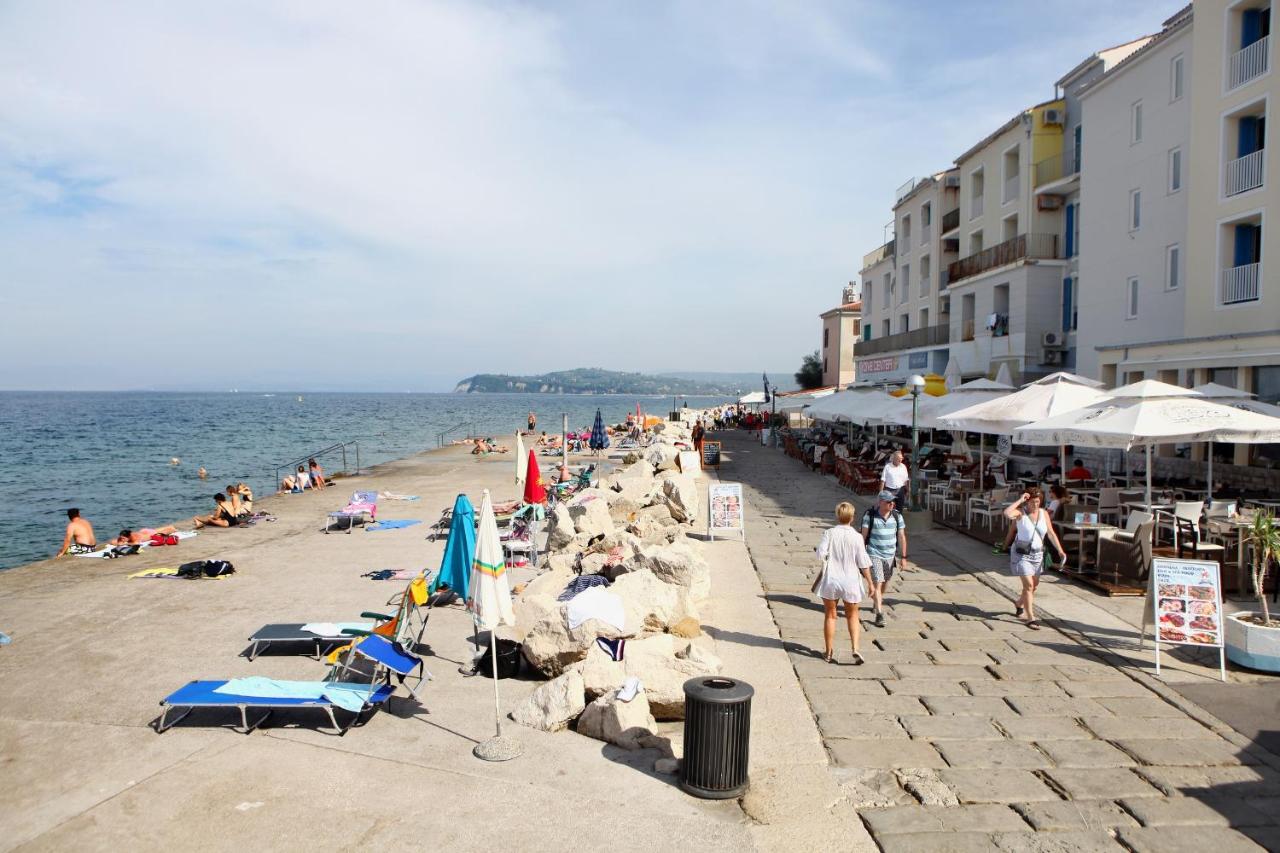 Piran Punta Beachfront Apartment EXCLUSIVE - Ferienwohnung Piran