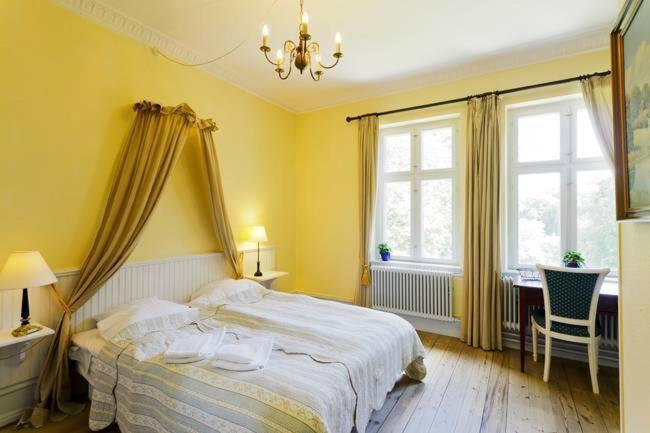 B&B Borre - Liselund Ny Slot Hotel - Bed and Breakfast Borre