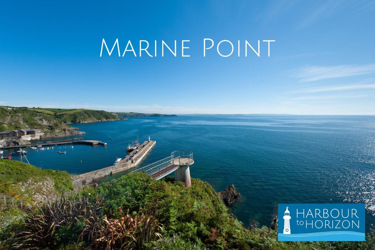 B&B Mevagissey - Marine Point, Mevagissey - sensational cliff top views of harbour and bay - Bed and Breakfast Mevagissey