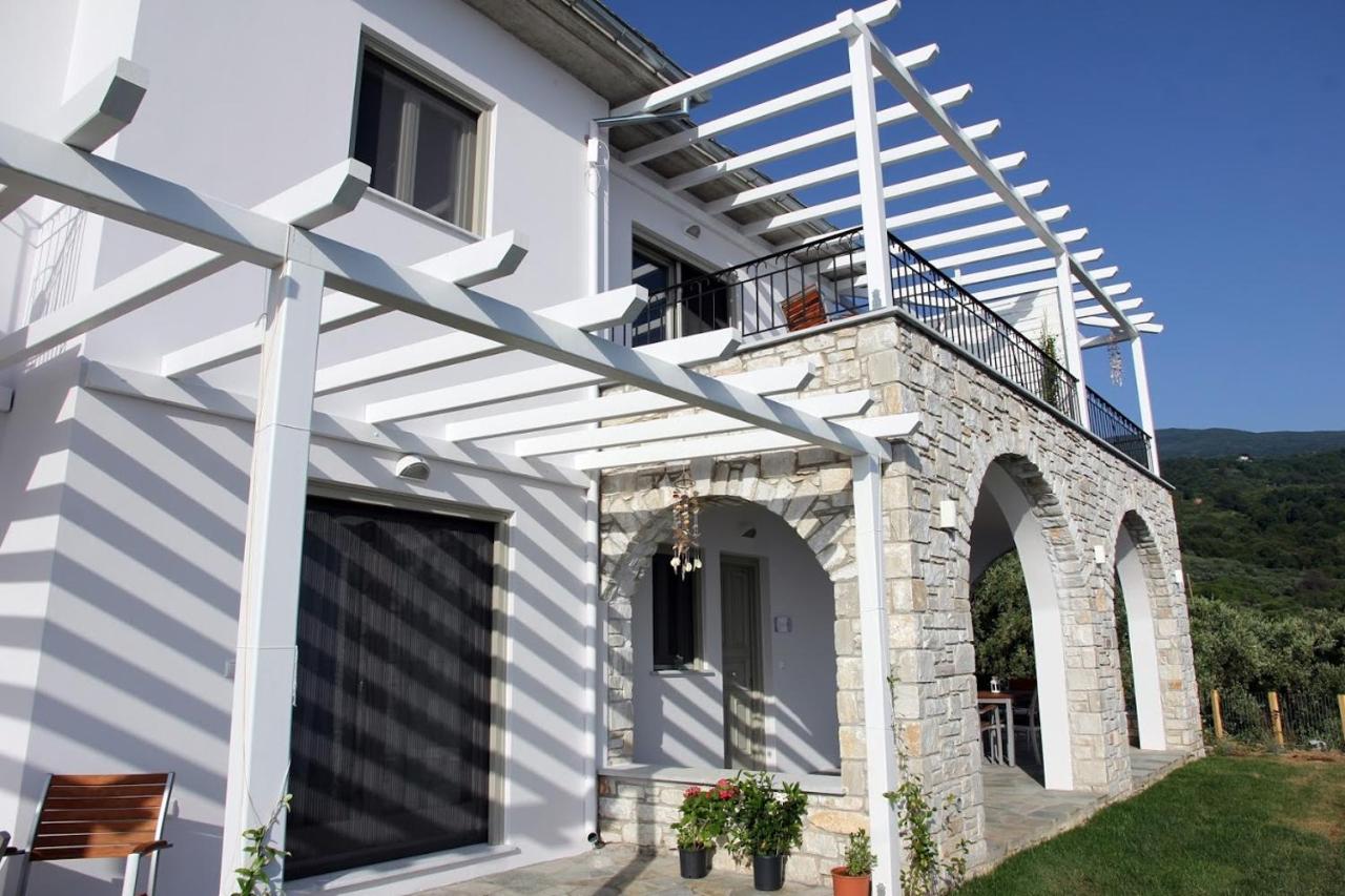Moses Villa - Chambres d’hôtes Choreftó