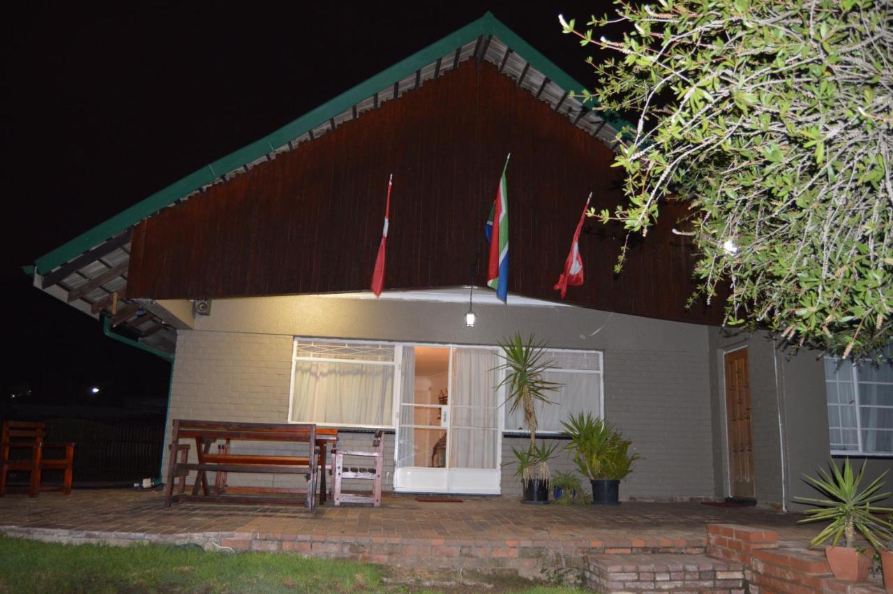 B&B Johannesburg - The Swiss Guesthouse - Bed and Breakfast Johannesburg