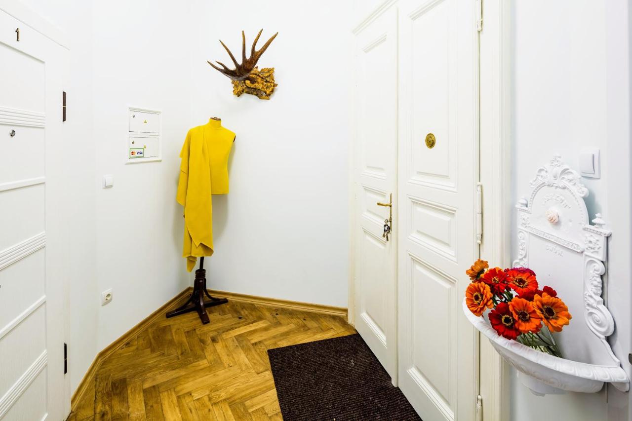 Shota Rustaveli 2, ap 5 - Standard Family Apartment with Balcony