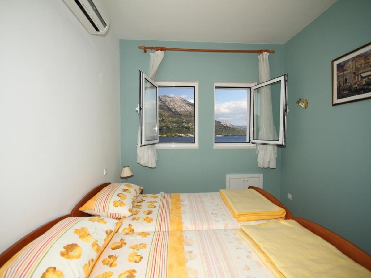 Private Entrance Two-Bedroom Apartment with Sea View and Terrace