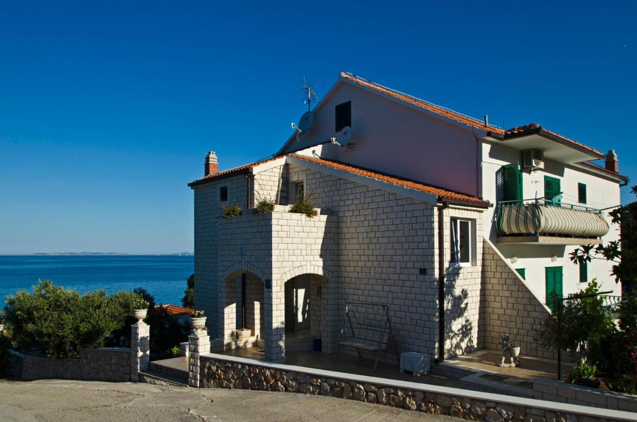 Appartamento con 2 Camere da Letto