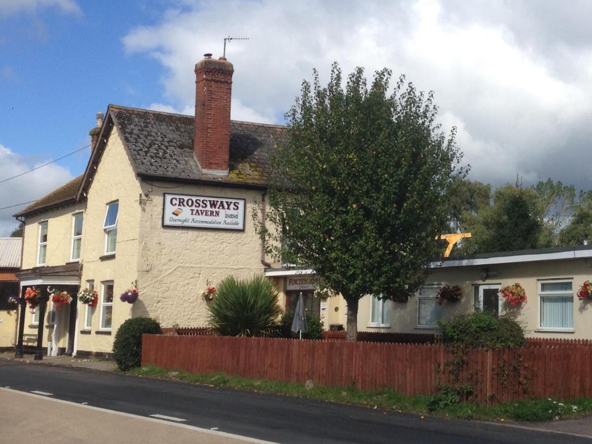 Crossways Tavern - B&B