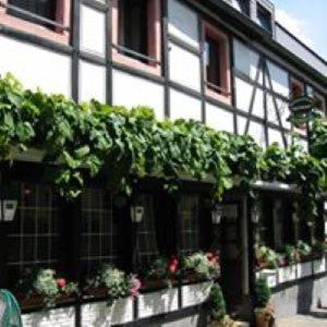 B&B Winningen - Weingasthaus zum Fährhof - Bed and Breakfast Winningen