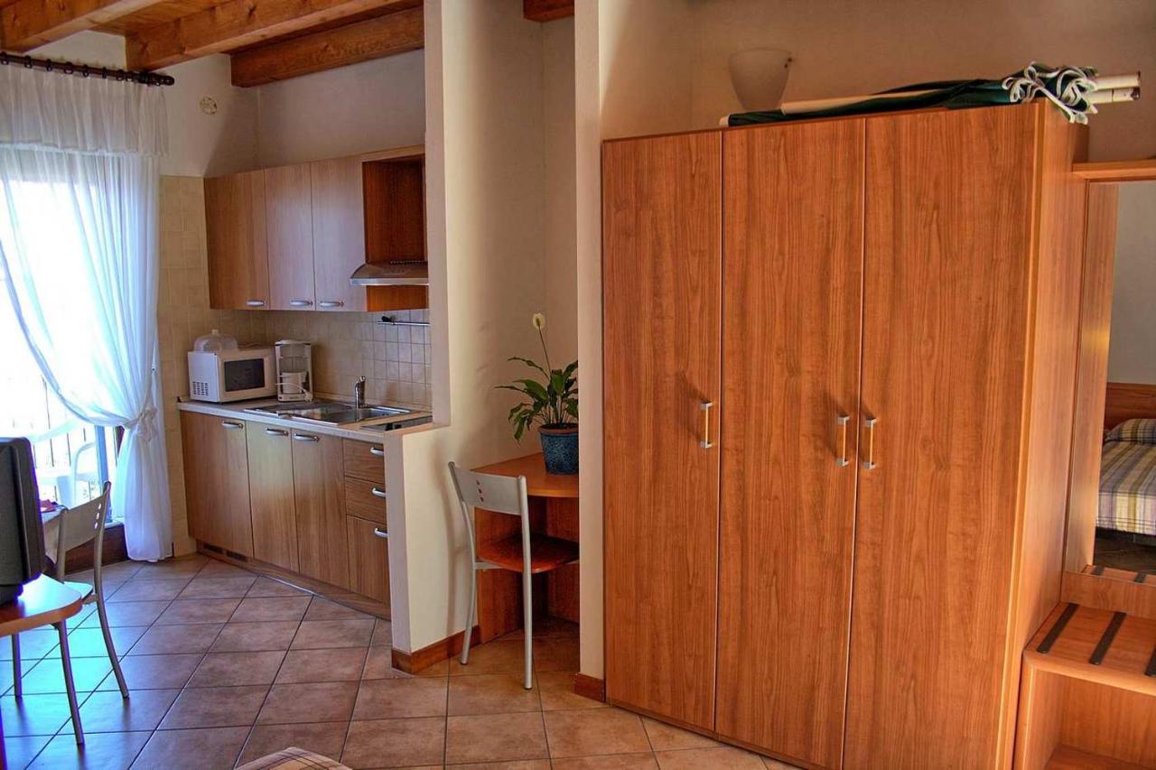 Aparthotel La Caletta Bolognese - B&B Brenzone