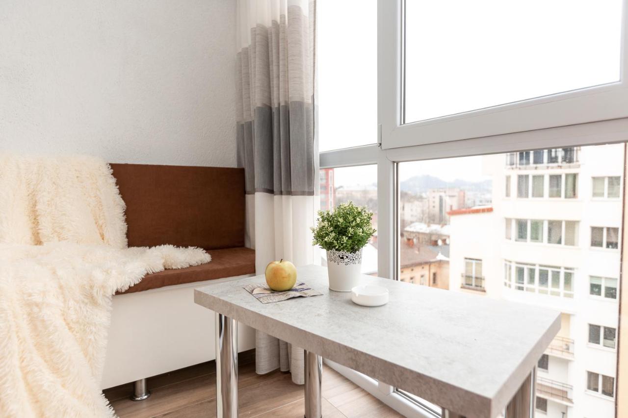 Delicate Lviv Apartment - B&B Leópolis
