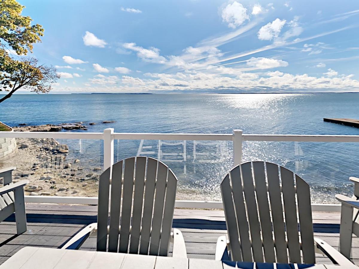 Put-in-Bay Waterfront Condo #111 - B&B Put-in-Bay