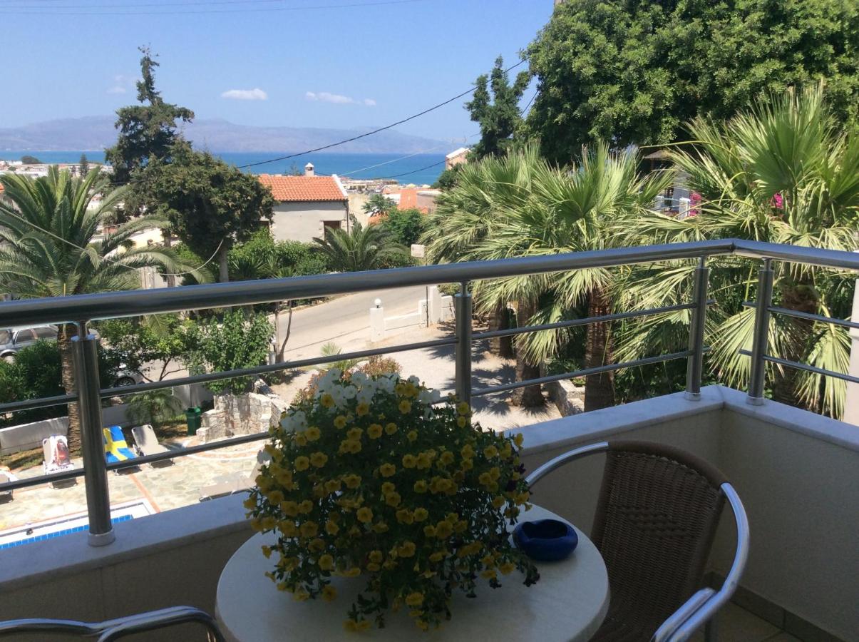 Standard Triple Room with Sea View