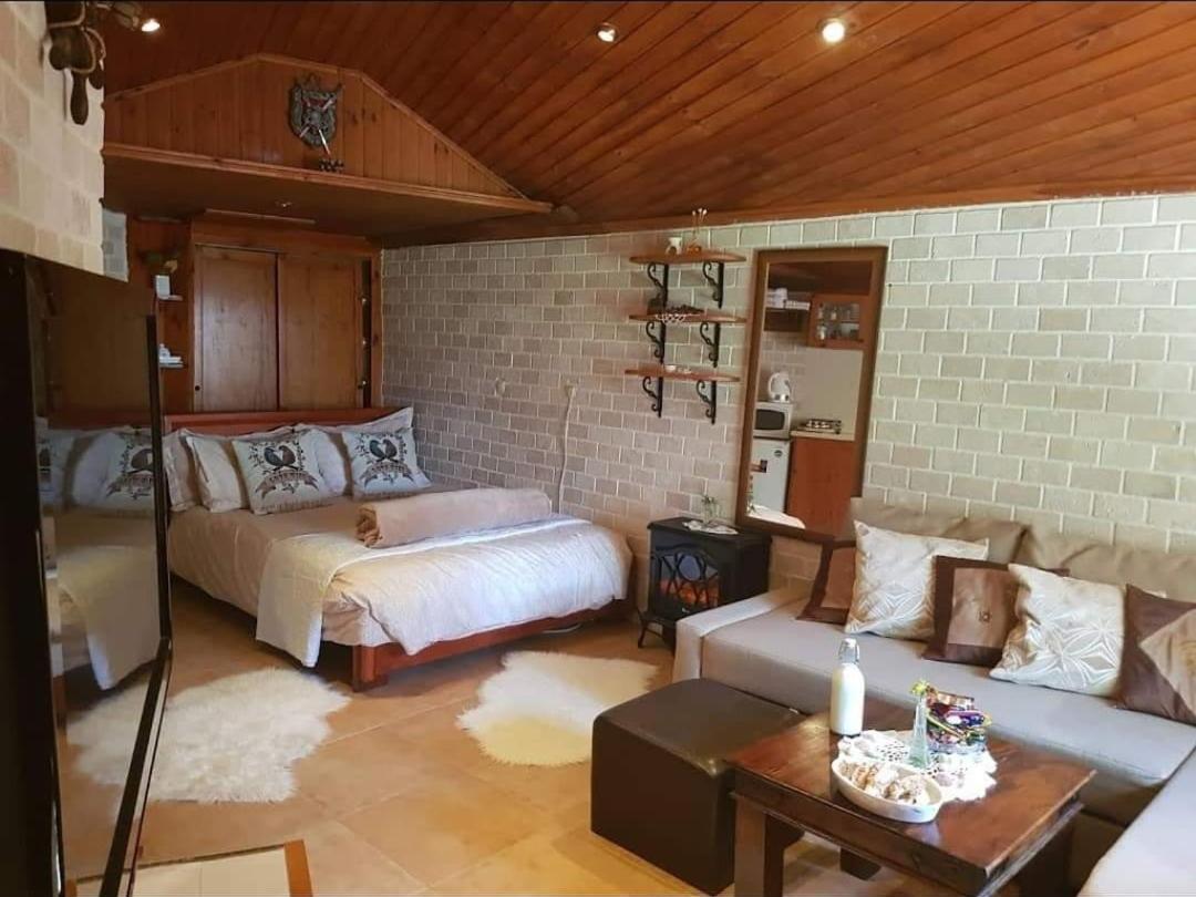 B&B Césarée - Czarina Cabin הבקתה הקיסרית - Bed and Breakfast Césarée