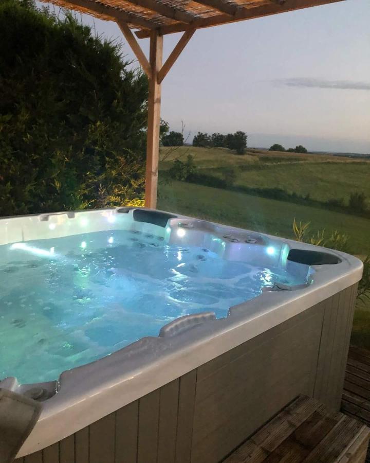 La Grange du Bois des Arrendies - Ferienwohnung La Salvetat-Belmontet