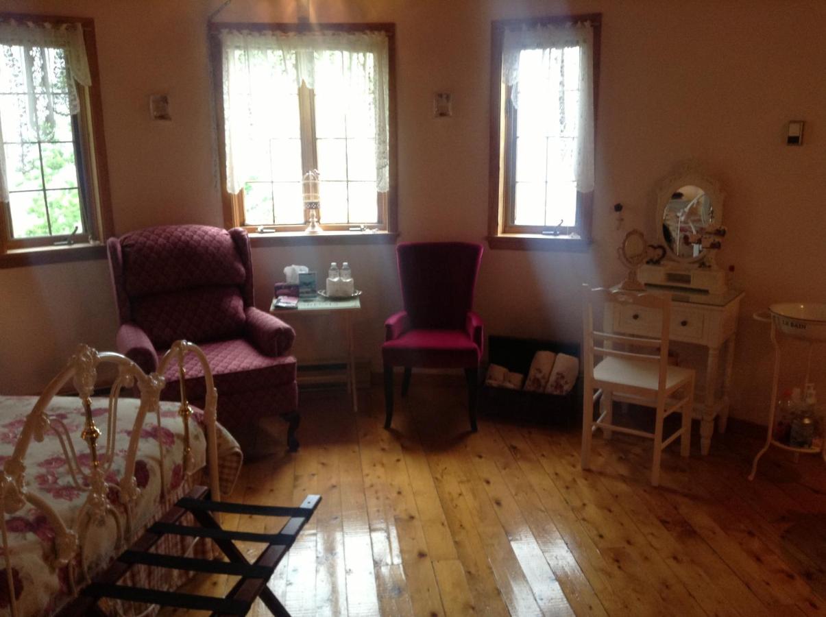 Queen Suite