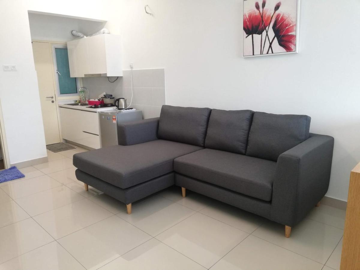 2 Carpark GEP 5 Star Hotel Bed & Sofa Studio - B&B Seri Kembangan