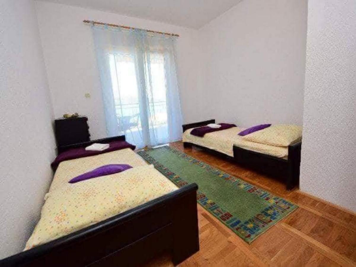 Two Bedroom Apartment with Terrace and Sea View