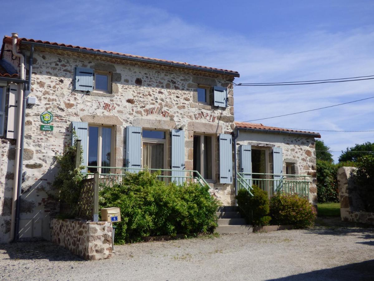 B&B Saint-Mars-la-Réorthe - La Roseraie à 10min du Puy du fou - Bed and Breakfast Saint-Mars-la-Réorthe