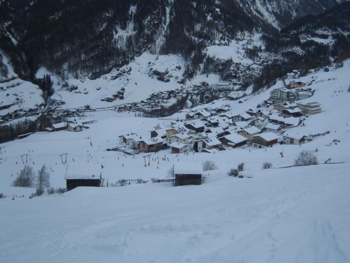 Haus Erbhof - Bed and Breakfast Sölden