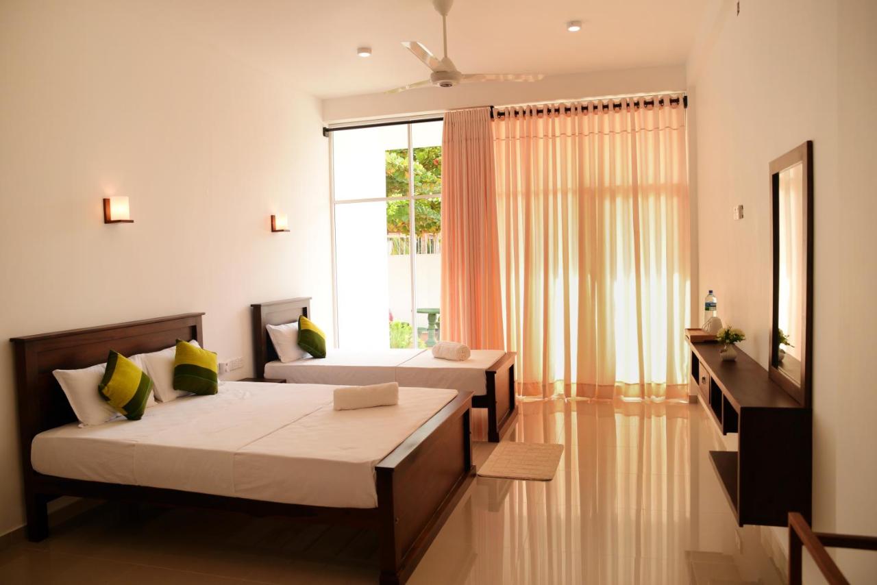 Triple Room with Terrace