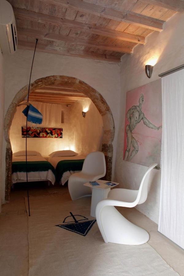 Zweibettzimmer mit Dusche
