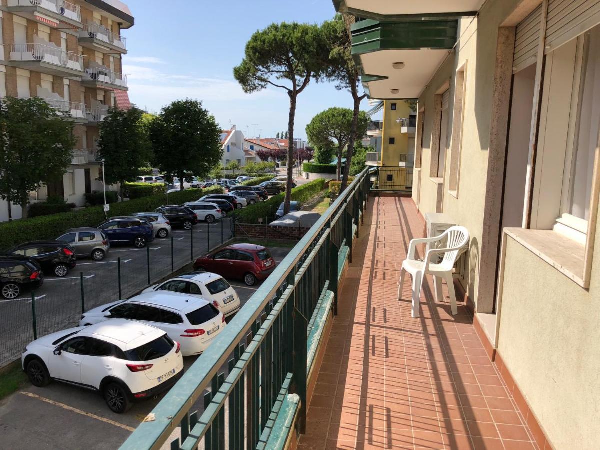 RESIDENCE VELA - WALTERIGATO Apartments SOLO PER FAMIGLIE - B&B Lido di Iesolo
