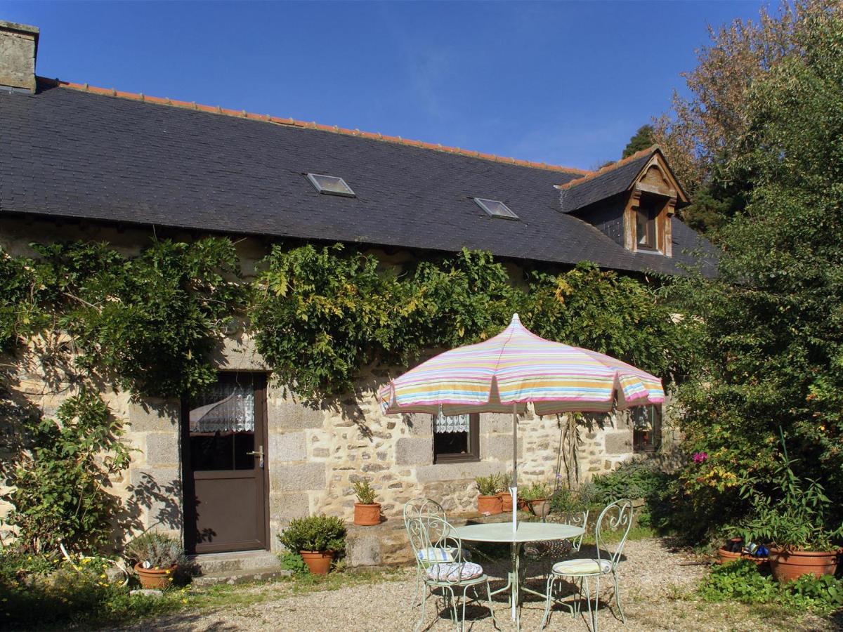 B&B Coatviller - Cosy holiday home with terrace near Quimperl - Bed and Breakfast Coatviller