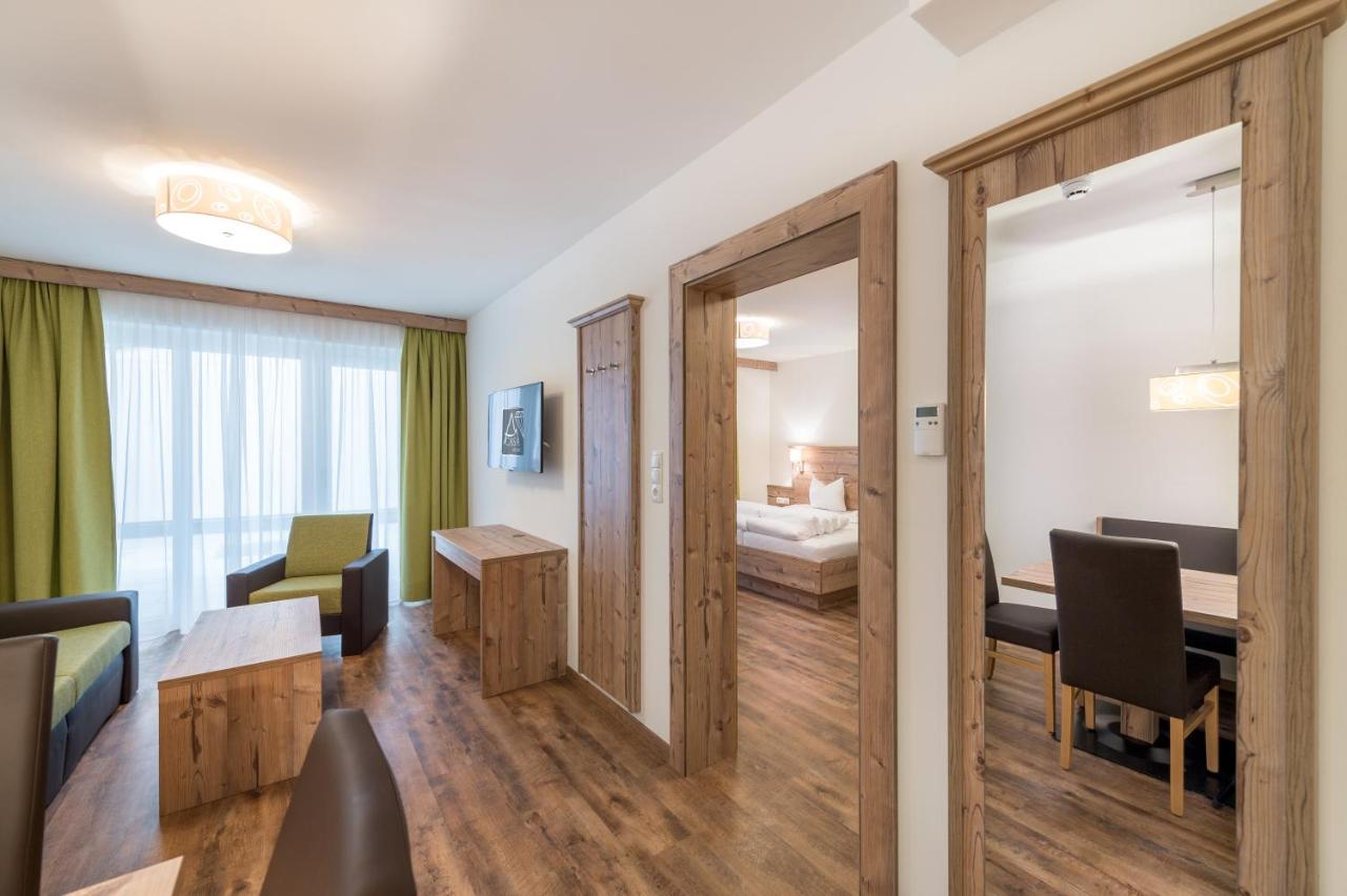 Two-Bedroom Apartment with Balcony Top 1