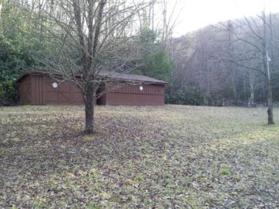 Creekside Paradise Bed and Breakfast - B&B Robbinsville