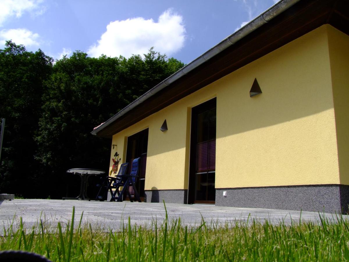 Ferienhaus "Kräuterhexe" mit Wasserbett 200x200cm - Chambres d'hôtes Wernigerode
