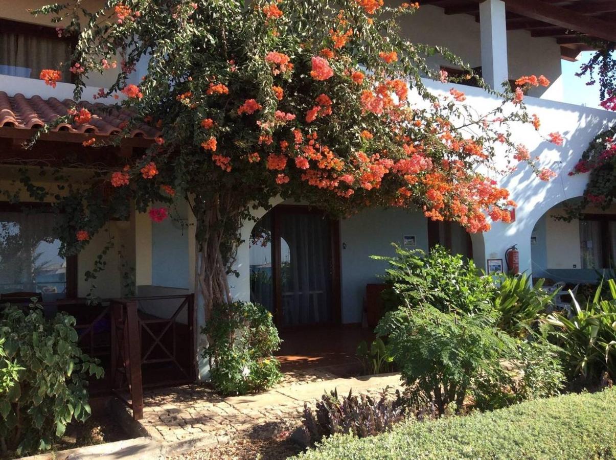 Oceanfront Apt 4 Porto Antigo II - B&B