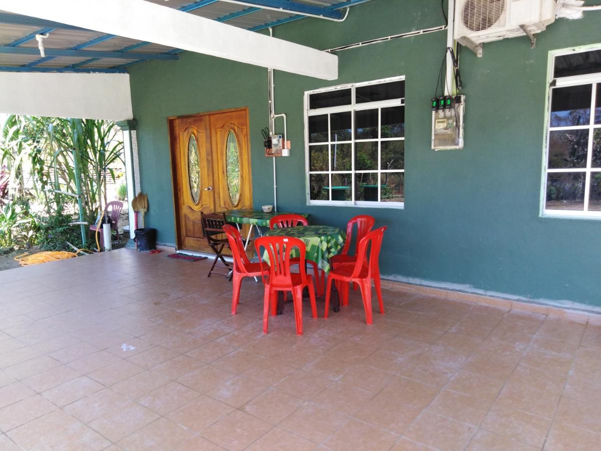 Adeeva Homestay Langkawi - B&B Pantai Cenang