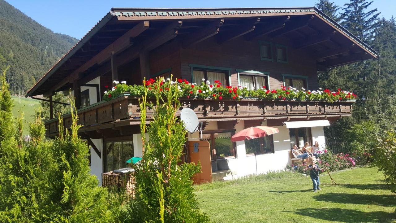 Waldrast - B&B Finkenberg