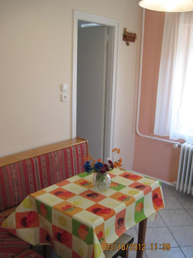 Appartement met 1 Slaapkamer (2 volwassenen) - Straat Batsanyi 2.