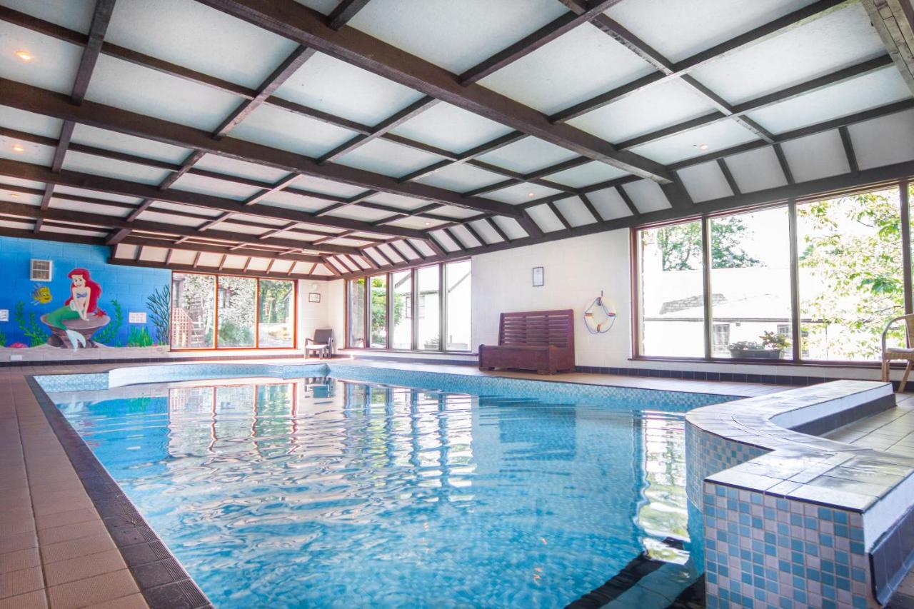 Three Gates Farm Holiday Cottages - B&B Huntsham