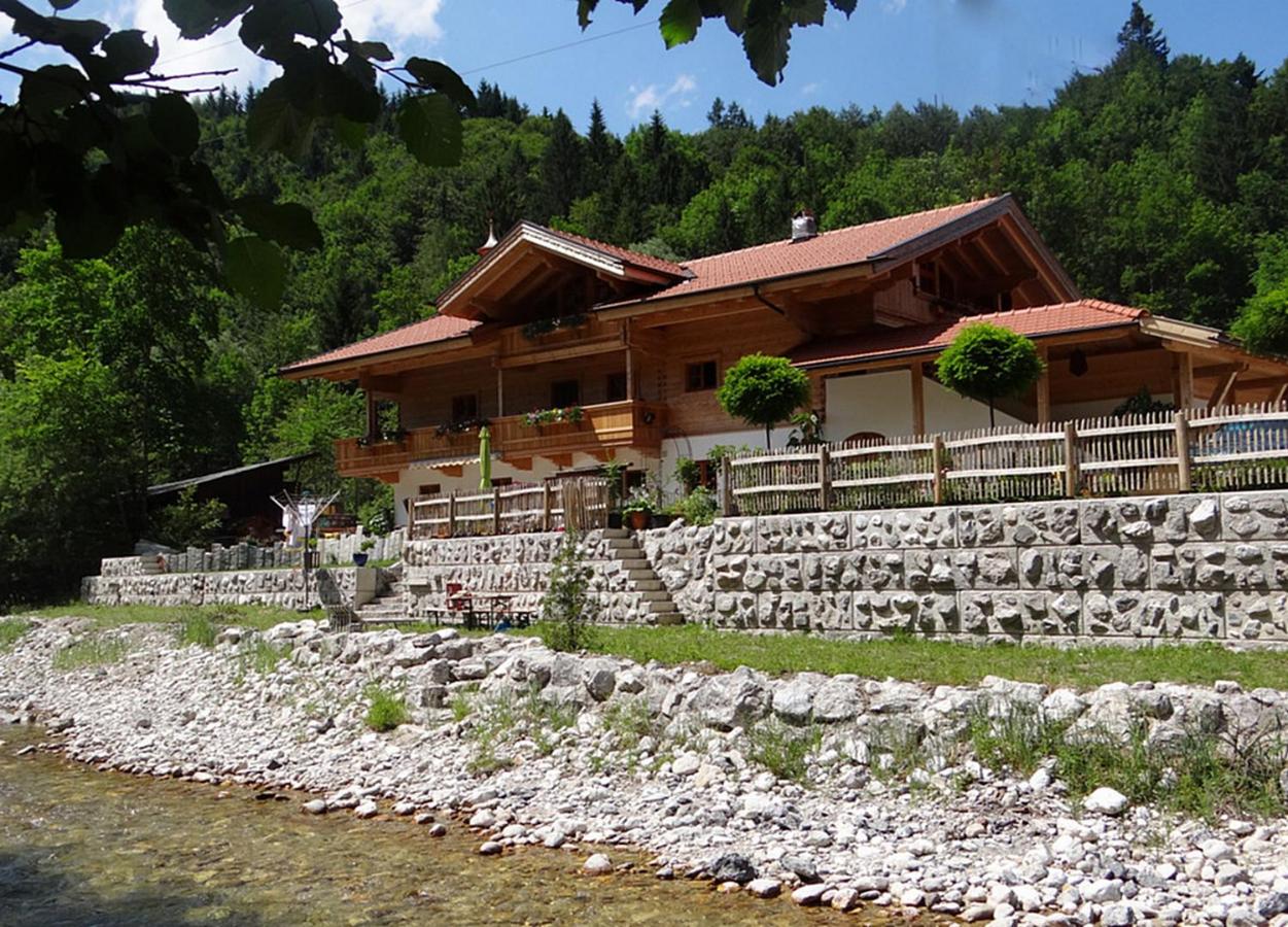 Ferienwohnungen Anni im Paradies - B&B
