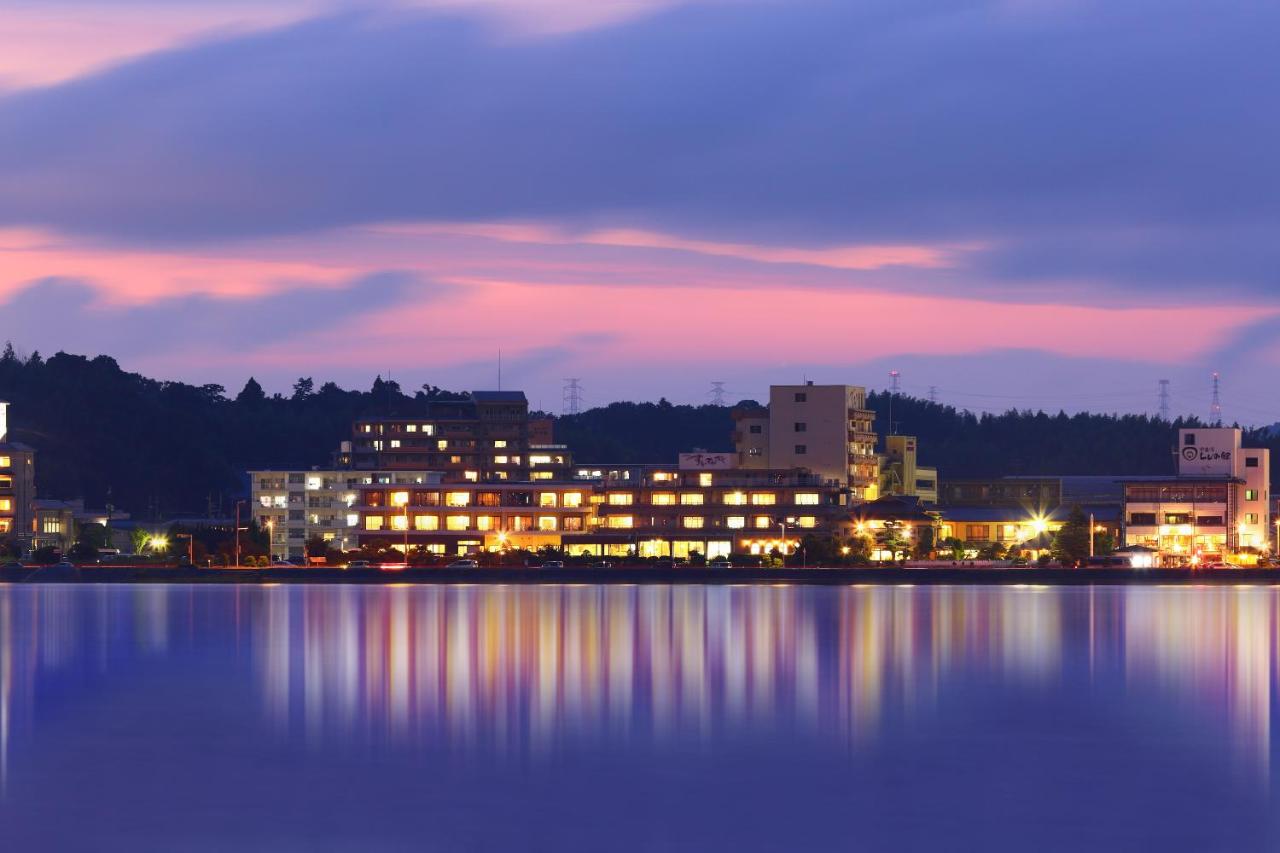 Ryokan Yukeikohan Suitenkaku - B&B Matsue