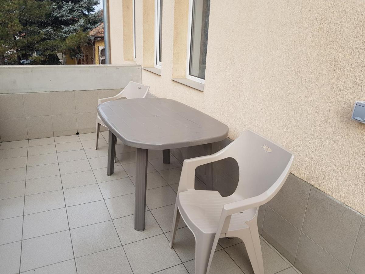Studio with Terrace