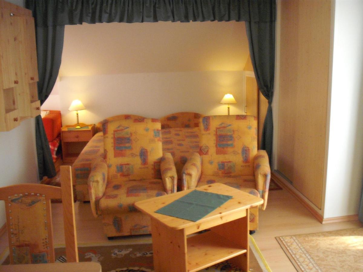 Studio (2 Volwassenen + 2 Kinderen)
