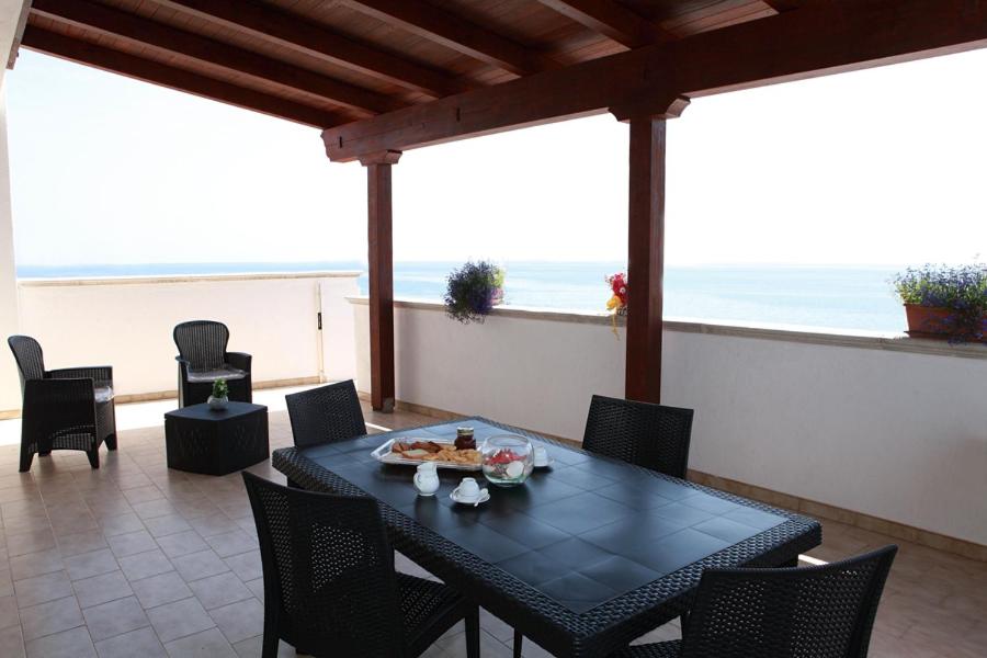 B&B Capilungo - Casa Vacanze Fronte Mare - Bed and Breakfast Capilungo