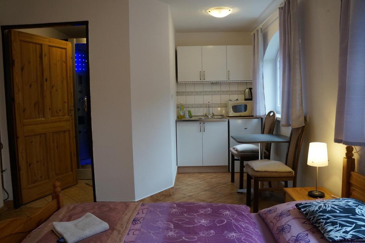 Apartment mit Dusche
