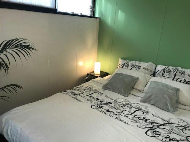 Holiday Home 'Beautifull Water' - Chambres d'hôtes Lanaken