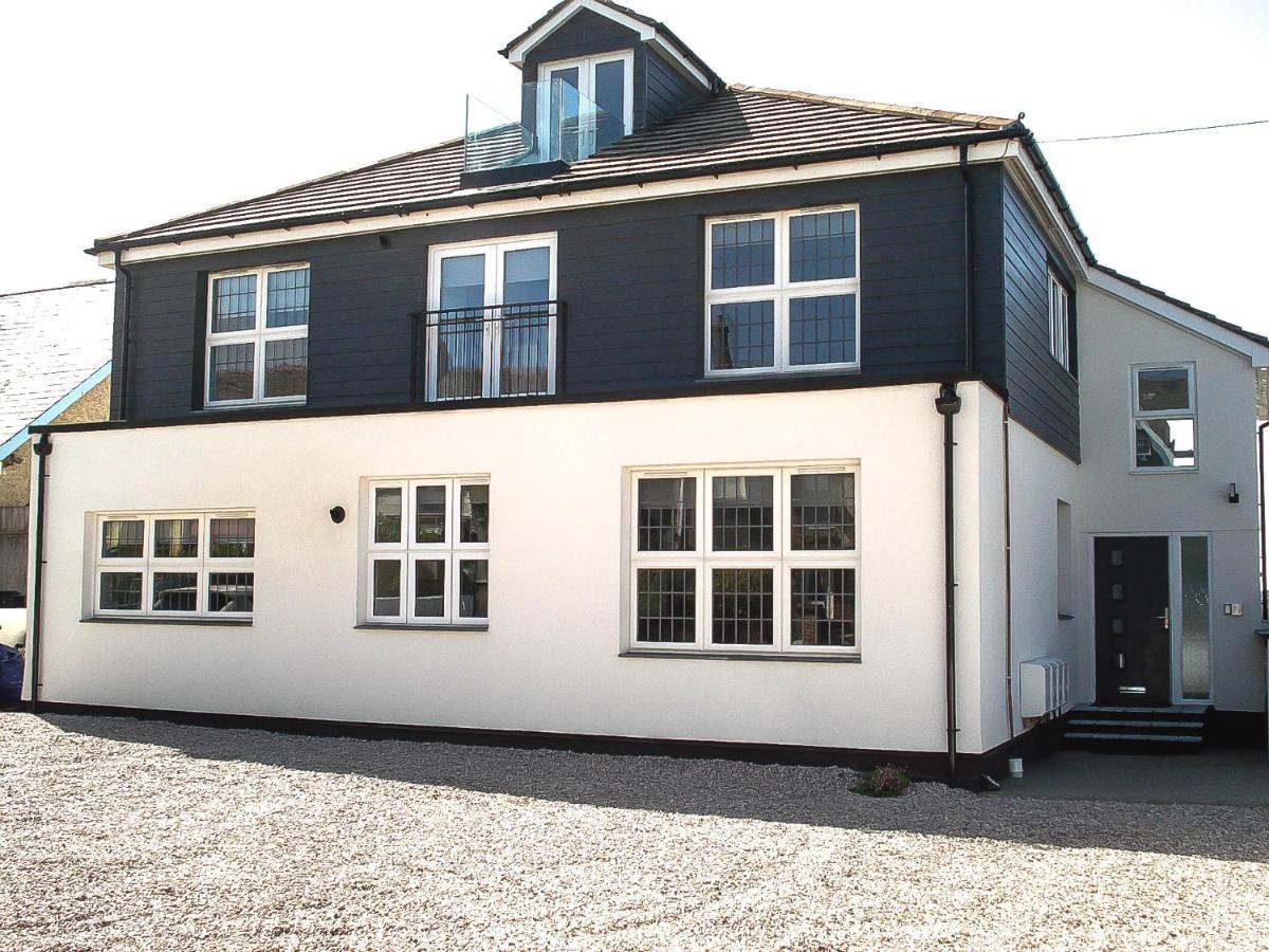 B&B Newquay - Meadow View Apartments - Bed and Breakfast Newquay