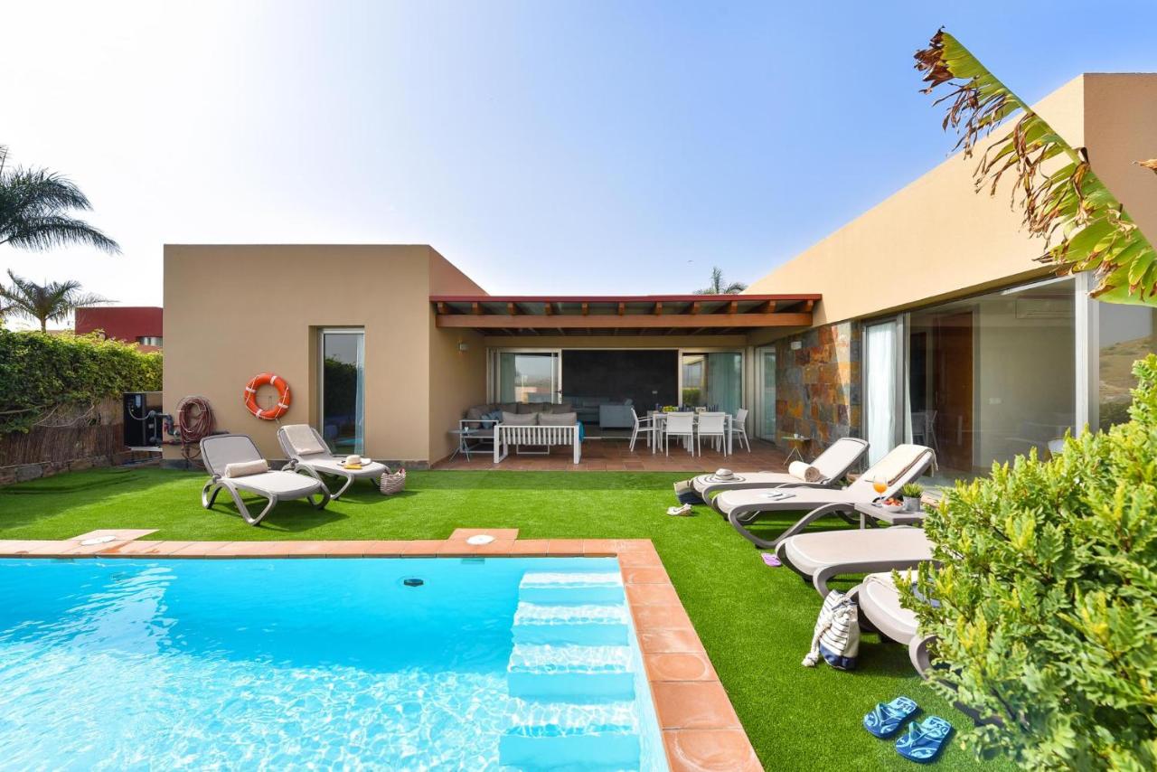 B&B Salobre - Salobre Villa with Pool Par 4 nr 9 - Bed and Breakfast Salobre