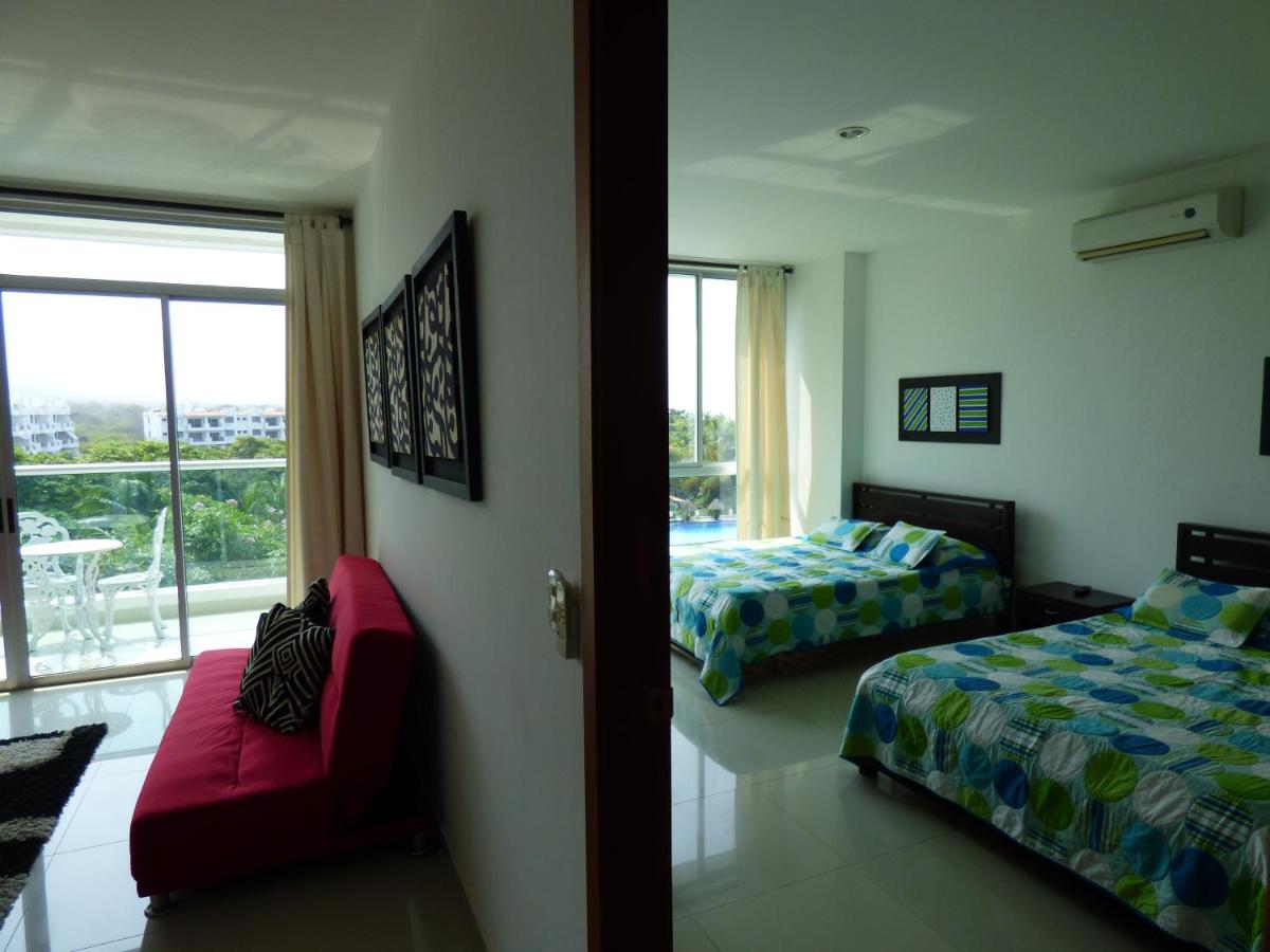 One-Bedroom Apartment with Balcony