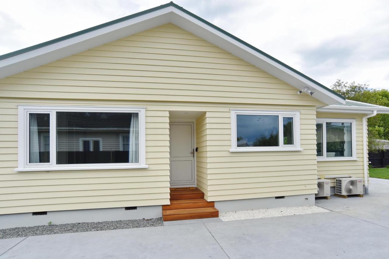 Weston Villa - Spacious & family Friendly - Bookahome - Chambres d’hôtes