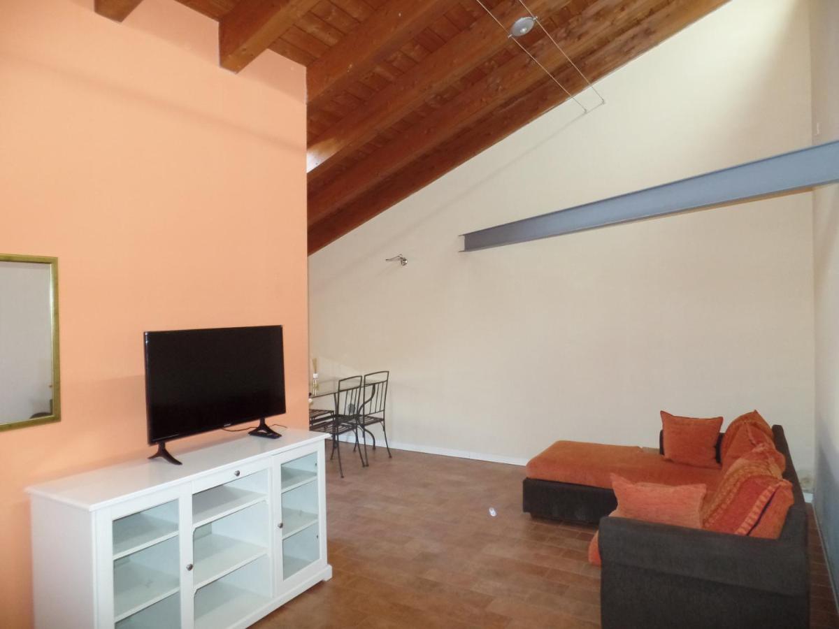 Centralissima mansarda . - Chambres d’hôtes