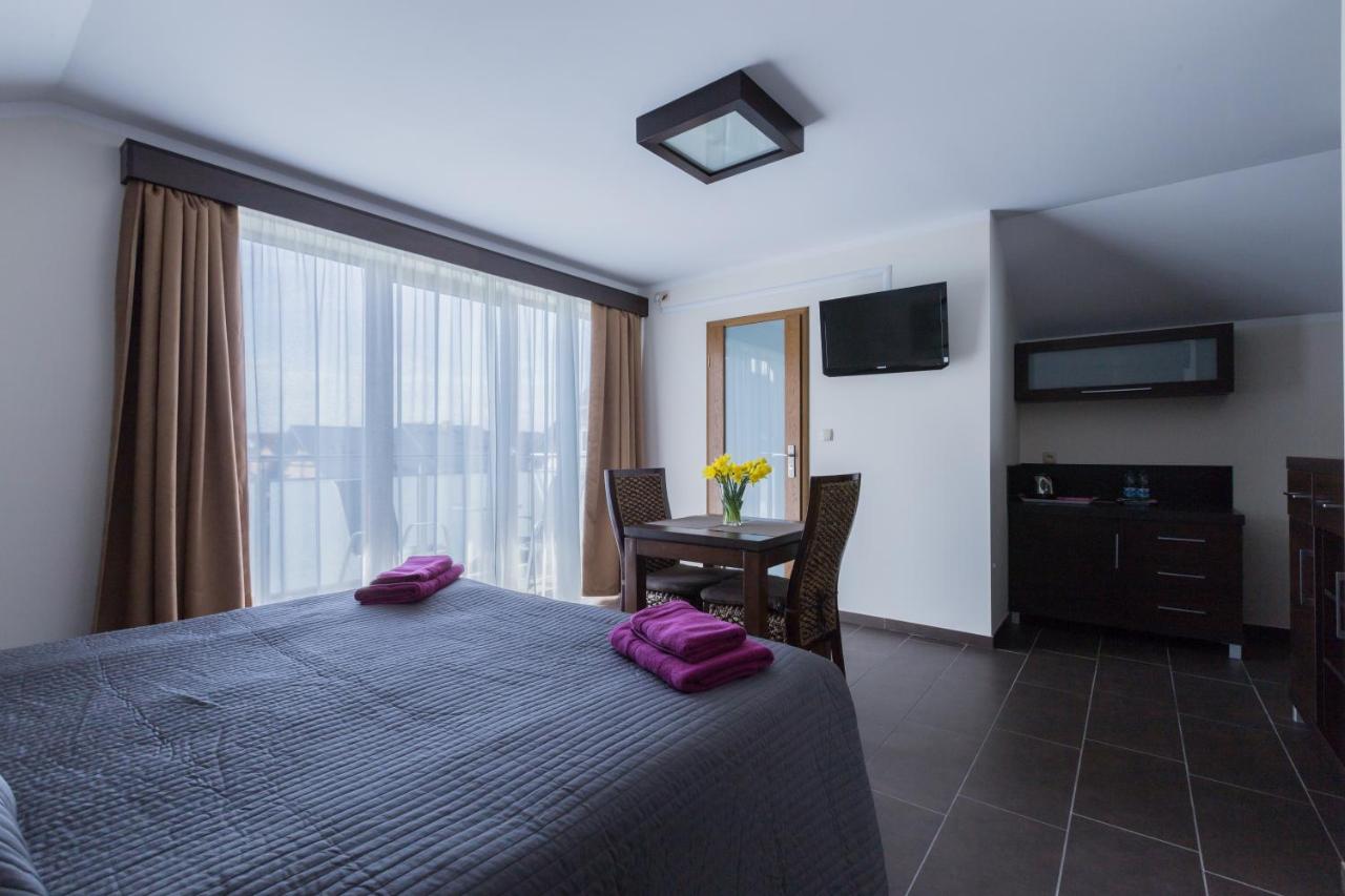 Doppelzimmer mit Balkon