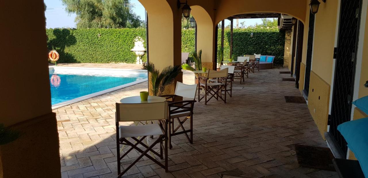 Deluxe Double or Twin Room with Pool Access