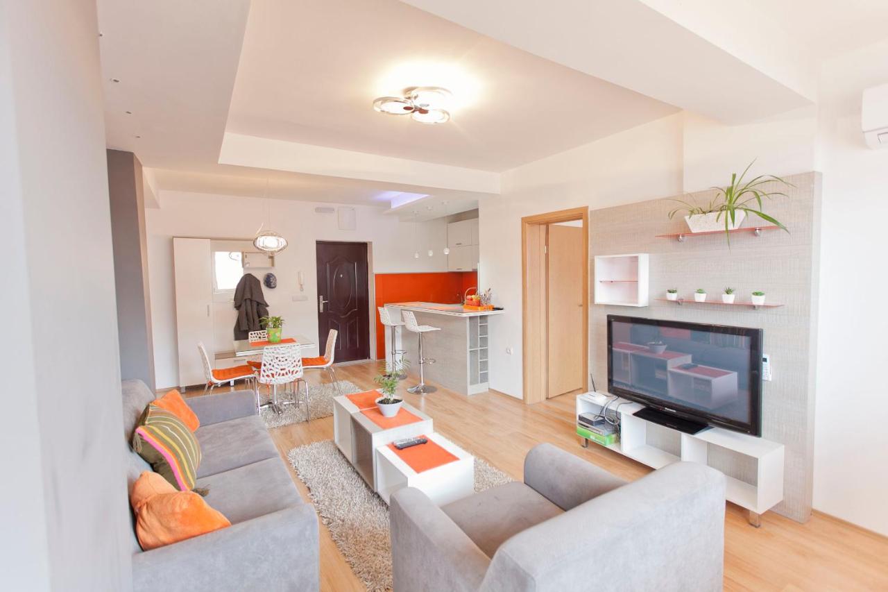 B&B Skopje - Orange Apartment - Bed and Breakfast Skopje