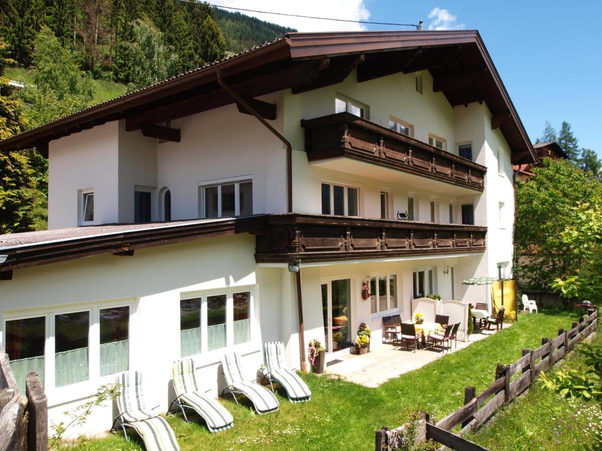 B&B Neustift - Ferienwohnung Mondial - Bed and Breakfast Neustift